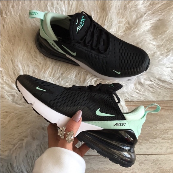NWT Nike Air Max 270 - Picture 3 of 8